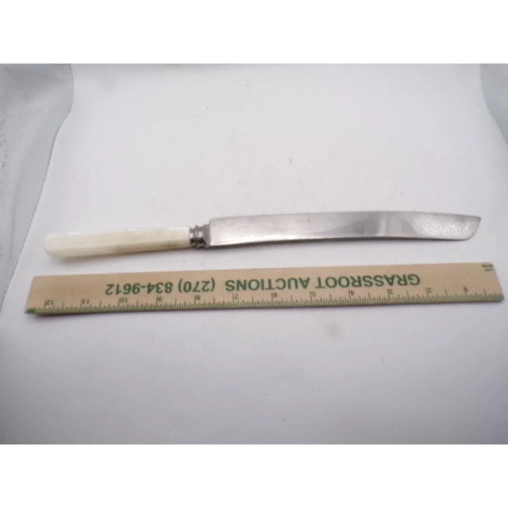 Revere Silver Sheffield England Mother of Pearl Handle Serrated Bread Knife 11.5